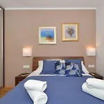 Brand New Luxury Blue Gallery Lägenhet